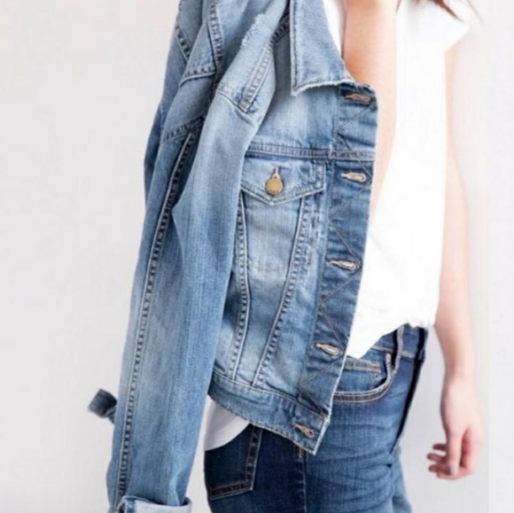 GAP Jackets & Blazers - GAP Vintage Jean Jacket